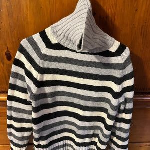 GAP turtleneck sweater-Vintage